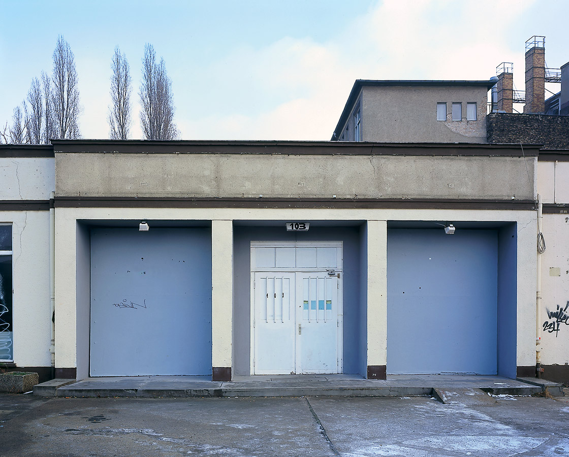 Temporary Spaces - 103 Friedrichstra&szlig;e Au&szlig;en, 1998