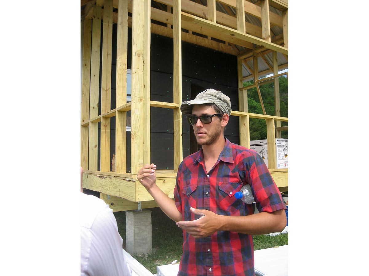 KATRINA - Designing affordable houses for everyone with a cost limit of 20K.